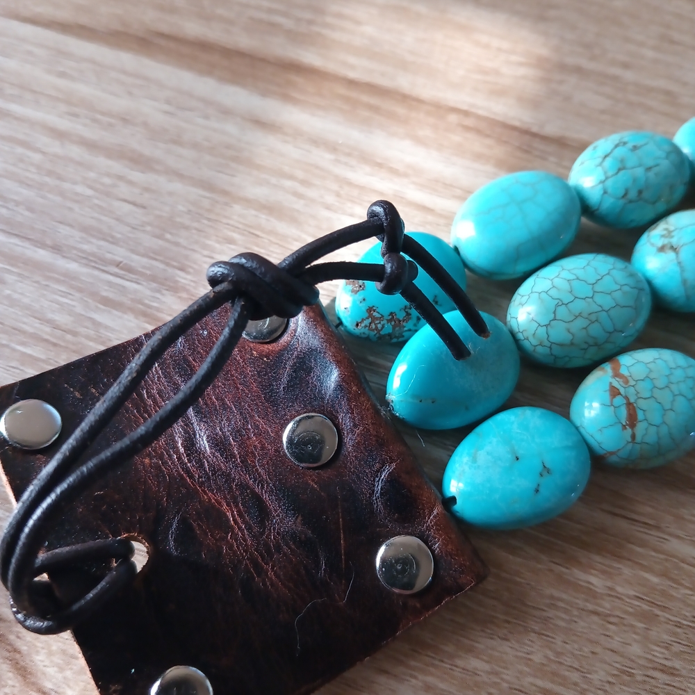Genuine Handmade Turquoise Beaded Leather Bracelet - Picture 2 of 15